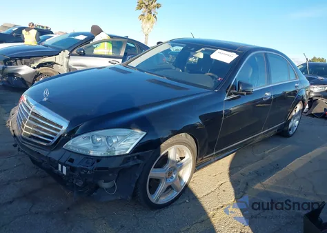 2013 Mercedes-Benz S 550 из США, поврежденный, VIN WDDNG7DB4DA502893